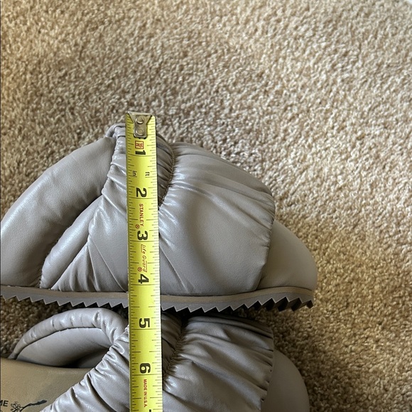 Yume Yume | Women's Taupe Quilted Slip-On Shoes | size 40 - Picture 7 of 16